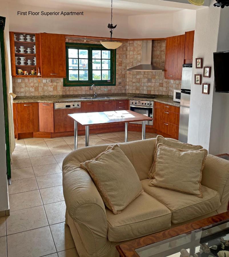 Ocean Village Apartments Αγία Πελαγία  Εξωτερικό φωτογραφία